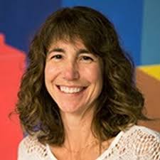 Lisa Luttmann (@LuttmannLisa)