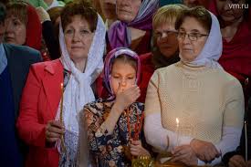 Желательно в воду накануне положить любой серебряный в чистый четверг хозяйки делают соль, именуемую четверговой. Chistyj Chetverg Kak Prozhit Ego Pravilno Chto Nuzhno Delat I Chego Nelzya Delat Kategoricheski Vechernyaya Moskva