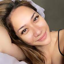 Bunga citra lestari was born on march 22, 1983 in jakarta, indonesia. 6 Potret Bcl Isolasi Mandiri Di Rumah Disebut Isoman Fabulous Kayak Pemotretan Majalah Luar Negeri Showbiz Liputan6 Com