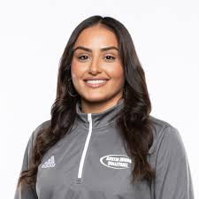 Jackie Baro's Instagram, Twitter & Facebook