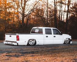 The inside wheel will start to look like what? Div No Regrets Sean Vevea S Bagged Body Dropped 2002 Chevy 3500 Dually Div Stanceworks Com