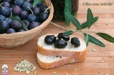 Olive Nere Sott Olio Ricetta Semplice Come Farle In Casa Ricette Ricette Di Cucina Ricette Semplici