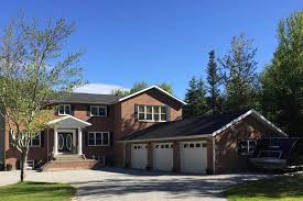 New construction homes for sale by kim brooks in the albuquerque area. Homes For Sale In Canada S Most Beautiful Small Towns Loveproperty Com