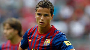 Fc barcelona midfielder ibrahim afellay looks likely to be out of action until 2012, having been sent for surgery after damaging a cruciate ligament in his left knee in training. Afellay In Barcelona Selectie Voor Duel Tegen Chelsea Nu Het Laatste Nieuws Het Eerst Op Nu Nl