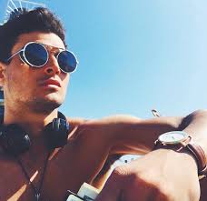 Evan Betts — So Cosmo — Bio, Age, Photos, Wiki