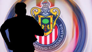 Chivas 'repatria' a jugador y le buscará acomodo a otros cedidos