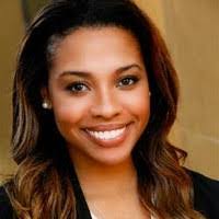 Lisa Pegram's Instagram, Twitter & Facebook