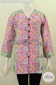 Gaun model ruffle bagian dada,. Jual Pakaian Batik Wanita Koleksi Terkini Hadir Dengan Model Kerah V Dan Dual Motif Bikin Penampilan Lebih Mempesona Bls6431c L Toko Batik Online 2021