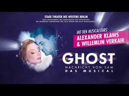 Molly und sam sind glücklich und unsterblich ineinander verliebt, als eines tages das unvorstellbare passiert: Ghost Das Musical Neuer Trailer Berlin Youtube