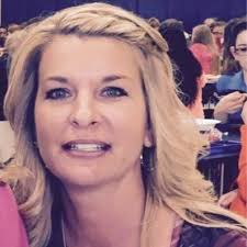 Deanna Kitson (@KayKitson)