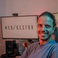 200+ perfiles de «Élio»