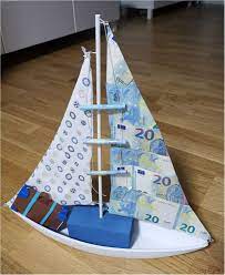 12 09 2019 Hochzeitsgeschenk Segelboot Mit Geldscheinen Als Segel Selbermachen Geschenke Hochzeit Geschenk Geld Geldgeschenke