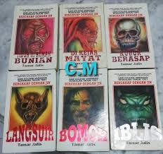 Sebenarnya siri bercakap dengan jin berbentuk memoir autobiografi tamar jalis dengan datuknya kulup muhamad diah @ long mat piah. Siri Bercakap Dengan Jin By Tamar Jalis Preloved Books Stationery Books On Carousell