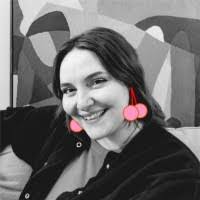 Jennifer Barcus's Instagram, Twitter & Facebook