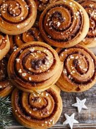 Cinnamon Rolls Roules A La Cannelle Faciles Recette Roules A La Cannelle Recette Recette Dessert
