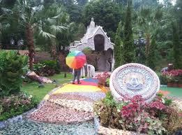 Situated along the straits of johor at the southern end of the malay peninsula, it is also the southernmost city in peninsular malaysia（and thus the southernmost city of continental eurasia). Sireh Park Iskandar Puteri Mama Maszull