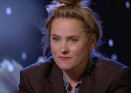 Sarah Brendel's Instagram, Twitter & Facebook