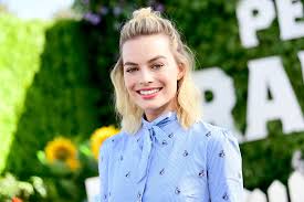 Maggot) was born in gold coast, queensland, australia. Margot Robbie Akan Bermain Di Film Pirates Of The Caribbean