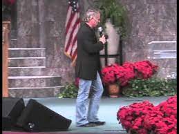 Candy and her husband kent started a homeless ministry in nashville where they put on a concert. Pastor Kent Christmas 1 1 2014 Youtube
