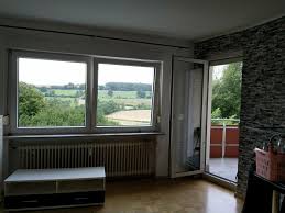 Zunächst sollten sie sich unbedingt schon vor der wohnungssuche gedanken darüber machen, welche ansprüche sie an. 3 Zimmer Wohnung Mit Balkon In Gottingen Roringen In Niedersachsen Gottingen Erdgeschosswohnung Mieten Ebay Kleinanzeigen