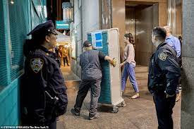 Busty female officer in uniform and fencenet stockings gets dped. Tiffany Company Transported 114 000 Pieces Of Jewelry In An Elaborate Secret Move Daily Mail Online