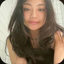 Kasey Donovan's Instagram, Twitter & Facebook