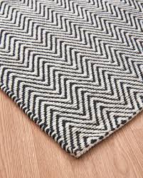 Large Black And White Rugs Uk Ives Modern Rug Black White Rugs Buy Black White Rugs Online From Rugs Direct Black White Rug White Rug Modern Rugs