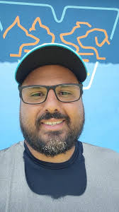 Seu cão merece mais que comandos—ele precisa de conexão! 🐾, Muita gente  acha que adestramento é só ensinar truques, mas na verdade, vai muito além  disso! O verdadeiro treinamento envolve situações do ...