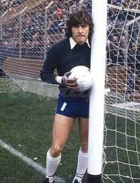 Profil trenerja julio cesar falcioni prikazuje povprečno število točk, ki jih je osvojil kot trener. Julio Cesar Falcioni Futbol Argentino Futbol Argentina