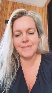 My powerhouse friend Tanja Lee from @theevolutionagents often says this and  it always lands with me! ✨ Lately, this has been playing