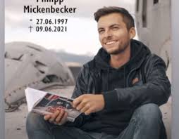 Philipp mickenbecker von the real life guys im interview mit leo bigger über umgang mit mit ihrer fliegenden badewanne wurden die zwillingsbrüder johannes und philipp mickenbecker bei. Eqoarhv2uzy5jm