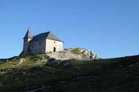 In manchen dialekten wurde der august auch als ernting bezeichnet. Vollmond Im August Picture Of Naturpark Dobratsch Villach Tripadvisor