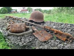 Raskopki Vtoroj Mirovoj Mumii Iz Bolot Shron Soldat Ww2 Kop Po Vojne Blindazh Vremen Vov 18 Youtube