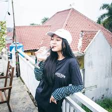 Loviana Photos Facebook Bisa digunakan berbagai aplikasi ya, bukan hanya picsay pro.