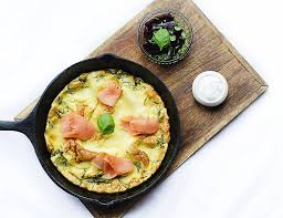 Yorkshire Pudding Mit Lachs Dazu Rote Bete Mit Kresse Yorkshire Pudding Rezepte Essen