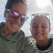 Hillary Bonner (@usvilivin) • Instagram photos and videos