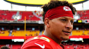 Patrick Mahomes Has Bad News and an Apology for Fantasy Managers — Sports  Illustrated