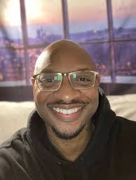 Challenges in pursuing a love story with someone in a stigmatized profession