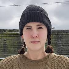 Welp, Wendy and I finally found time to create our Sobakawa Lavender &  Buckwheat Neck Pillows, and we couldn't be more excited to share them with  you! 💜 🌿 What makes them