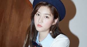 Dear.m / dear m / 디어엠. Benarkah Kim Sae Ron Mundur Dari Dear M Gara Gara Credit Title