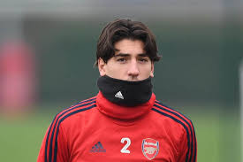 Bellerin is expected to be out for between six and nine months. Sead Kolasinac Haircut