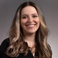 50+ perfiles de «Elana»