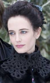 Filipina actress receives hollywood star