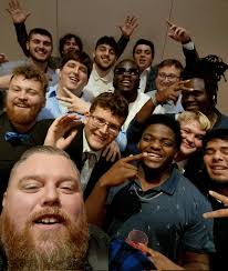 Jeremy Roderick (@RoderickJeremy)