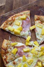 Hawaiian Pizza With Olive Oil Base Recipe Hawaiian Pizza Ham And Pineapple Pizza Crockpot Recipes Easy