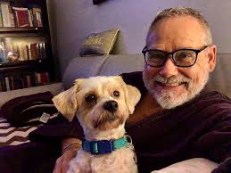 Hanging with Miss Thing after a full day. She always lifts my spirits!  #amanandhisdog #mansbestfriend🐶 #tootsiewonderwoman #dogsarefamily  #mondaydone✔️ #smilepassiton #sendingpositivevibes #bearsofinstagram  #instabear #instagay