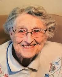 Terri Decker's Instagram, Twitter & Facebook