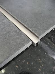 Revendeur Baguette De Finition Alu Inox Quart De Rond Pour Baguette De Finition Carrelage Castorama Agencecormierdelauniere Com