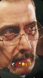 Michael Tsarion! Michael Tsarion ist ein britischer Autor, Forscher und  Redner, der sich auf die Themen Esoterik, Mystik und alternative Geschichte  spezialisiert hat. Er ist bekannt für seine Arbeiten über die Verbindung