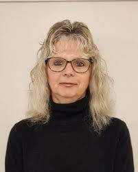 Diane Wolford's Instagram, Twitter & Facebook